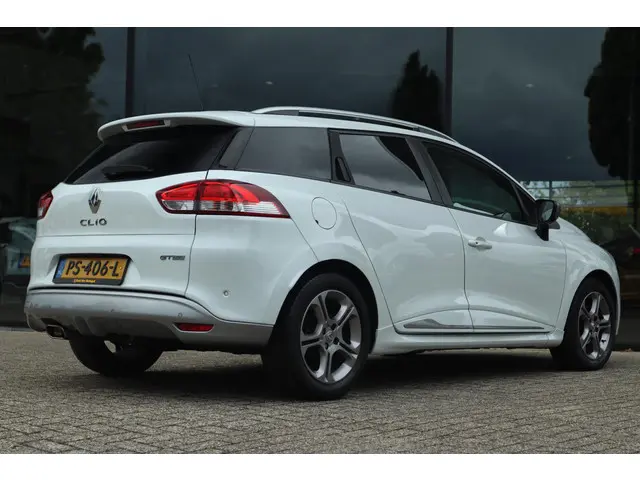 Renault Clio ESTATE 0.9 TCE INTENS GT-LINE 2017 Benzine 2
