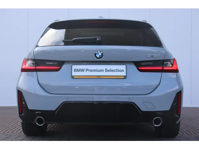 BMW 3 Serie Touring 318i 2024 Benzine 7