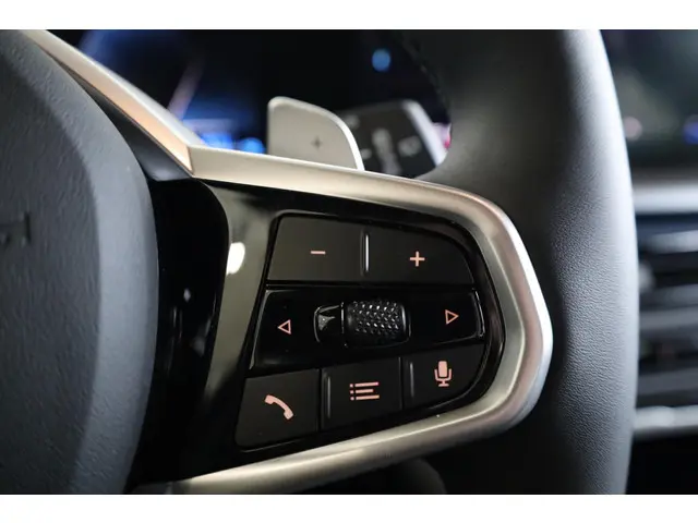 BMW 3 Serie Touring 330e 2026 Hybride Benzine 21