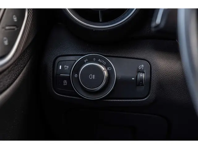 Alfa Romeo Giulia 2.0 T 280pk AWD Veloce 2019 Benzine 33