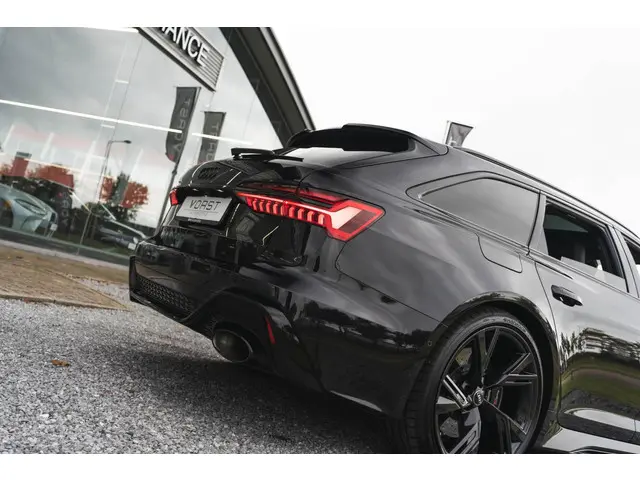 Audi RS6 A6 Avant TFSI quattro 2020 Benzine 12