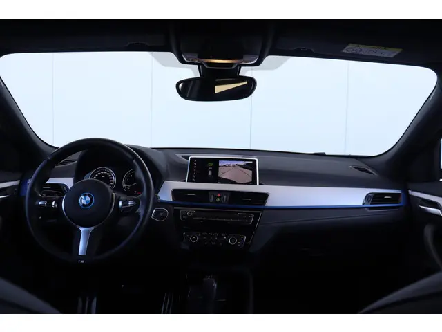 BMW X2 xDrive25e 2022 Hybride Benzine 16