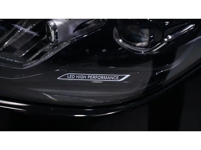 Mercedes-Benz C-Klasse 180 AMG Line 2023 Benzine 9