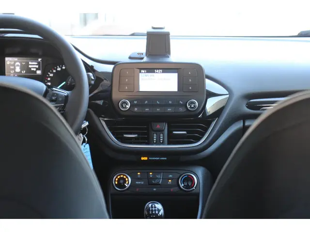 Ford Fiesta 1.1 Trend 2018 Benzine 12