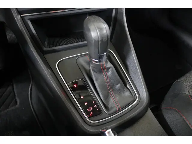 SEAT Leon ST 1.4 TSI ACT FR Dynamic 2015 Benzine 31