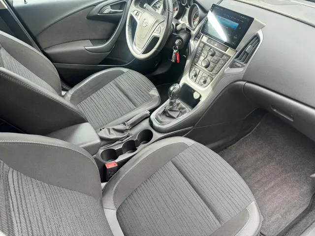 Opel Astra 1.4 Blitz 2015 Benzine 14