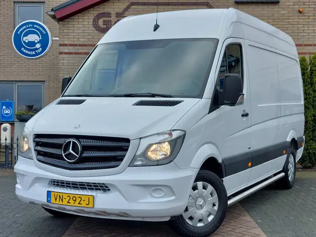 Mercedes-Benz Sprinter 313 CDI L2H2 2015 Diesel 1