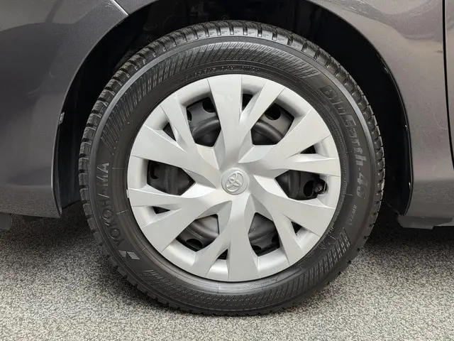 Toyota Yaris 1.5 Hybrid Aspiration 2018 Hybride Benzine 7