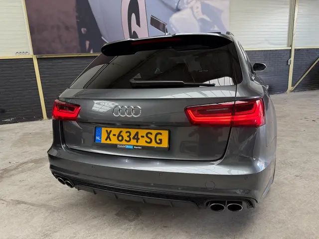 Audi S6 Avant 4.0 TFSI|PANODAK|HUD| 20 INCH| 2017 Benzine 4