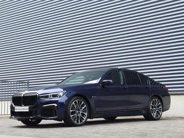 BMW 7 Serie 745e 2022 Hybride Benzine 43