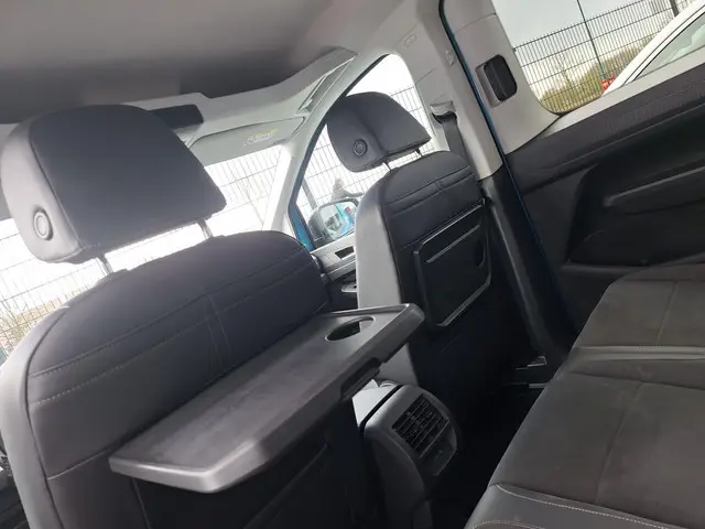 Volkswagen Caddy 1.5 TSI DSG Style 5p 2021 Benzine 20