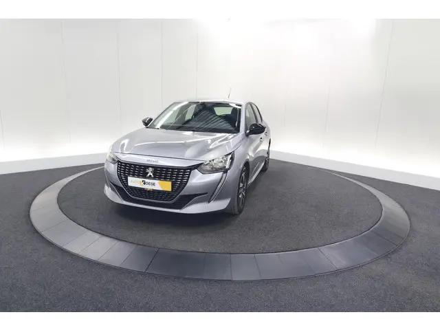 Peugeot 208 PureTech 100 EAT8 Active Pack 2023 Benzine 69