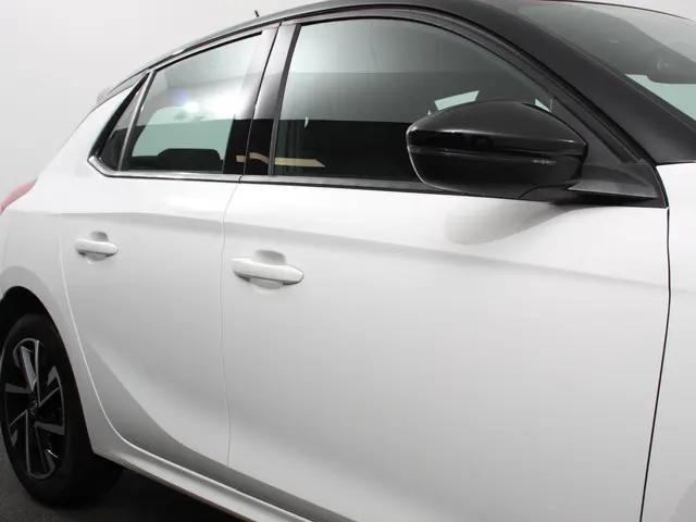 Opel Corsa 1.2 Turbo 100pk Automaat GS 2024 Benzine 26