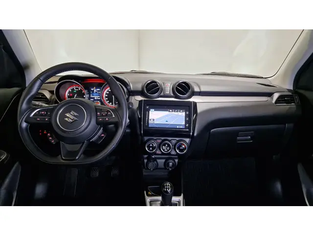 Suzuki Swift 1.2 Style Smart Hybrid 2023 Benzine 9
