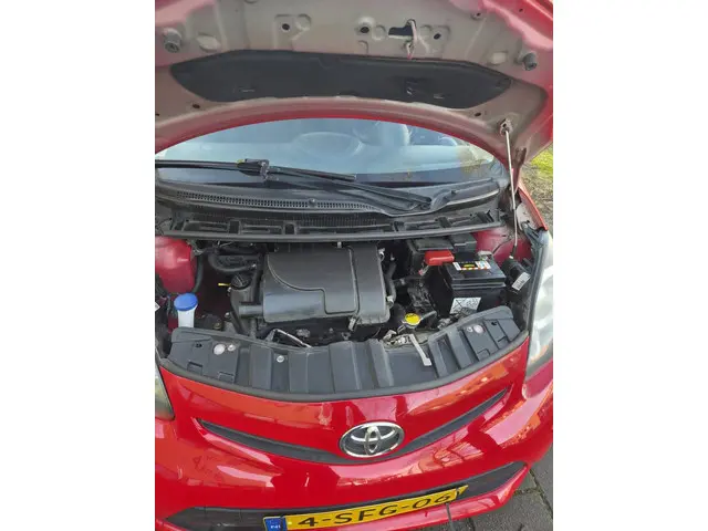 Toyota Aygo 1.0 VVT-i Access 2013 Benzine 9