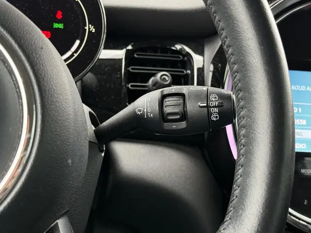 MINI Cooper One 1.5 Business Edition 2021 Benzine 19