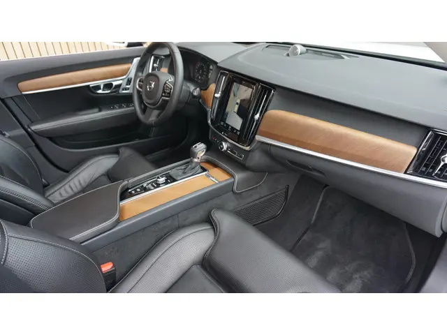 Volvo V90 2.0 T6 320PK AWD Inscription 2017 Benzine 32