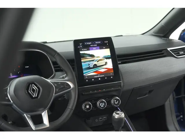 Renault Clio TCe 90 GPF Techno 2024 Benzine 64