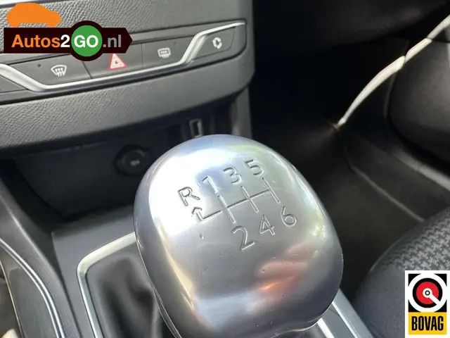 Peugeot 308 1.2 PureTech Access 2019 Benzine 17