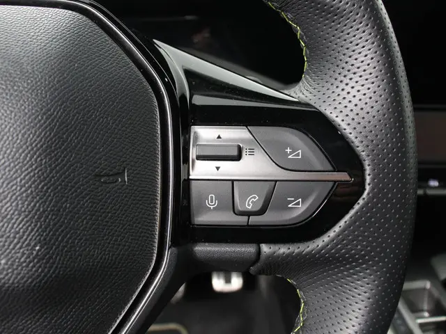 Peugeot 308 1.2 PureTech GT 2024 Benzine 12