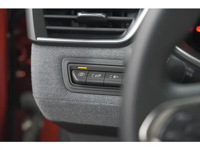 Renault Clio TCe 90 GPF Techno 2025 Benzine 43