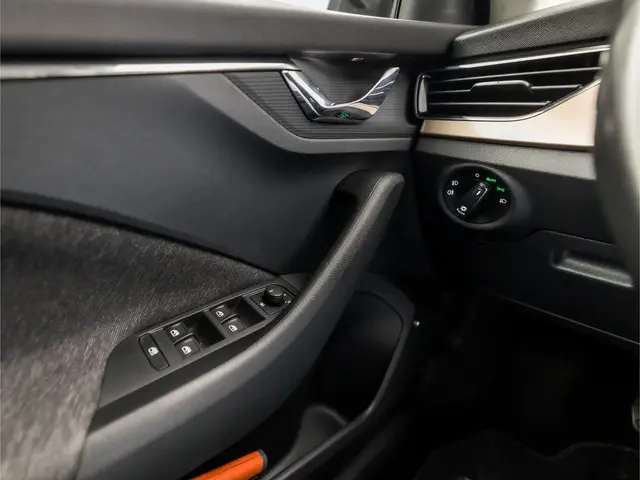 Škoda Scala 1.0 TSI Sportline 2019 Benzine 26