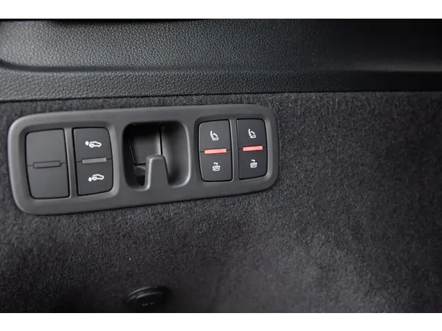 Audi SQ7 4.0 TFSI quattro ABT 7p 2024 Benzine 61