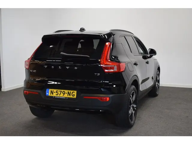 Volvo XC40 54000km T3 164pk AUT8 BNS Pro 2021 Benzine 24