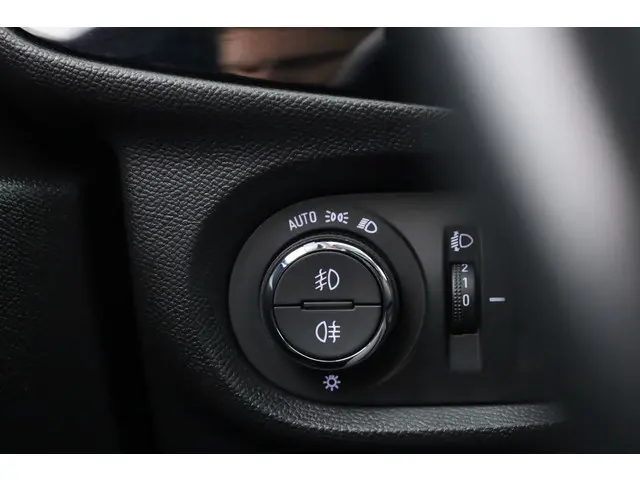 Opel Corsa-e Elegance 50 kWh 2022 Elektrisch 9