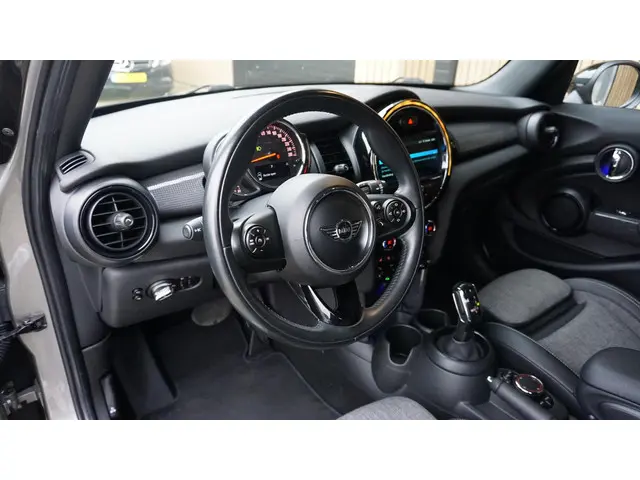MINI Cooper 1.5 136pk Automaat 5Drs Chili 2018 Benzine 27