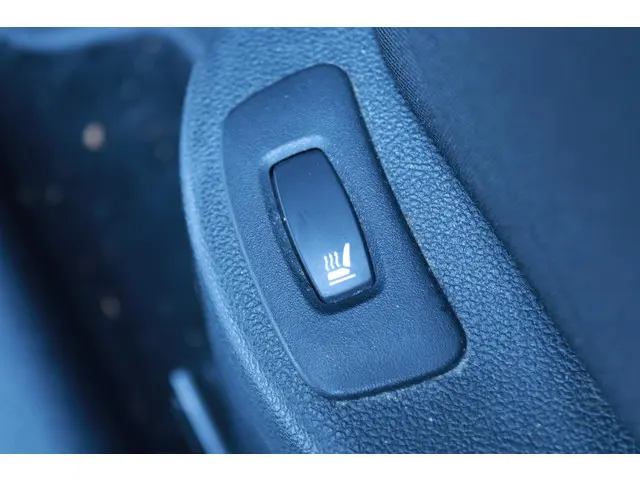 Renault Clio 1.2 TCe Intens 2017 Benzine 12