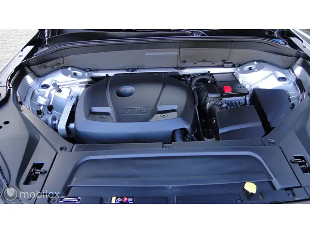 Volvo XC90 2.0 T6 AWD Momentum, 2016 2016 Benzine 39