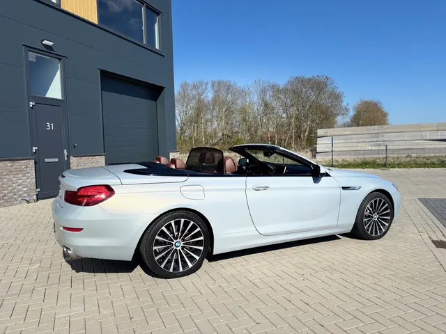 BMW 6 Serie Cabrio 650xi High Executive 2014 Benzine 4