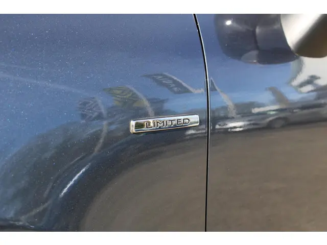 Renault Clio Estate 0.9 TCe Limited 2018 Benzine 15