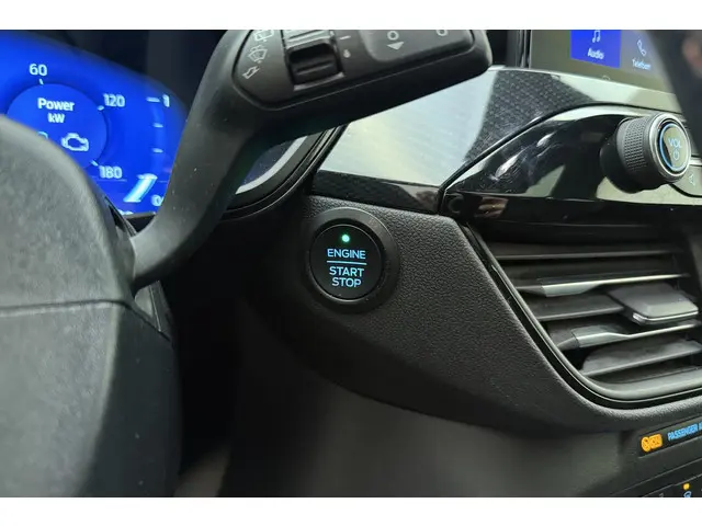 Ford Kuga 2.5 PHEV Vignale 2021 Hybride Benzine 38