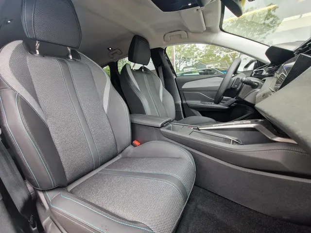 Peugeot 308 SW 1.2 PureTech Allure 2024 Benzine 8