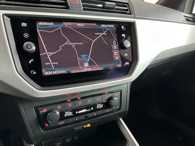 SEAT Arona 1.0 TSI Xcellence Launch Edition 2018 Benzine 7