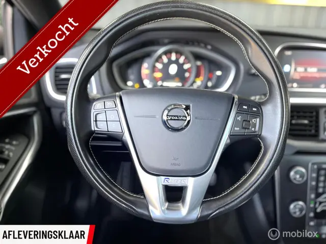 Volvo V40 2.0 T4 R-Design 2017 Benzine 15