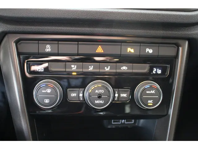 Volkswagen T-Roc 1.0 TSI Style Business 2019 Benzine 21