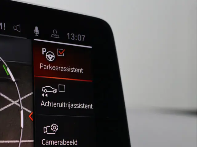 BMW 5 Serie 520i M-Sport High Executive 2021 Benzine 68