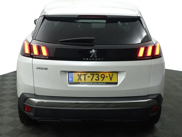 Peugeot 3008 1.2 PureTech Allure Aut- 2019 Benzine 33