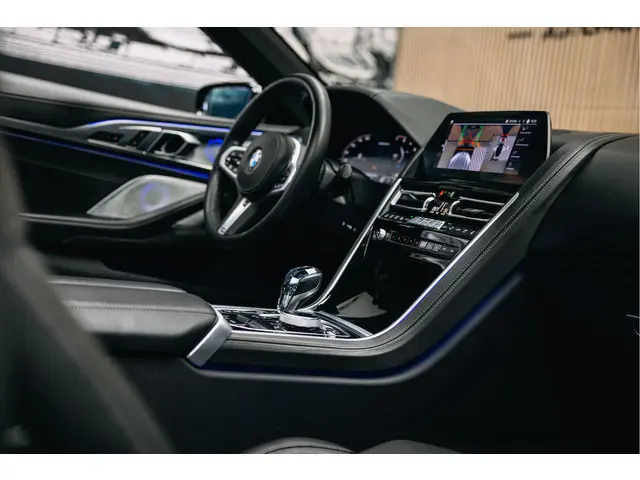 BMW 8 Serie M850i xDrive High Executive 2019 Benzine 21