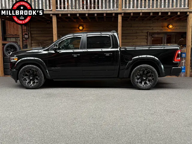 Dodge Ram 1500 5.7 V8 Limited 2022 LPG/Gas 4