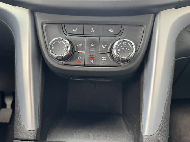 Opel Zafira Tourer 1.4 Design Edition 7p. 2014 Benzine 34