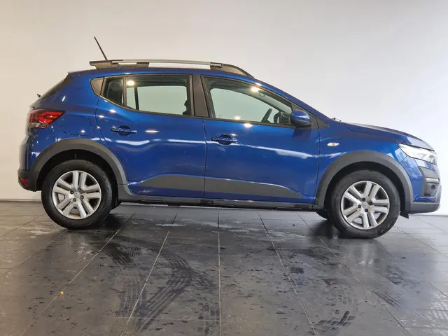 Dacia Sandero Stepway 1.0 TCe 90 Comfort 2023 Benzine 13