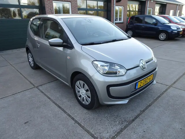 Volkswagen up! 1.0 move up! BlueMotion 2014 Benzine 3