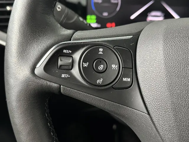 Opel Mokka-e Ultimate 50-kWh 11kw bl. 2023 Elektrisch 25
