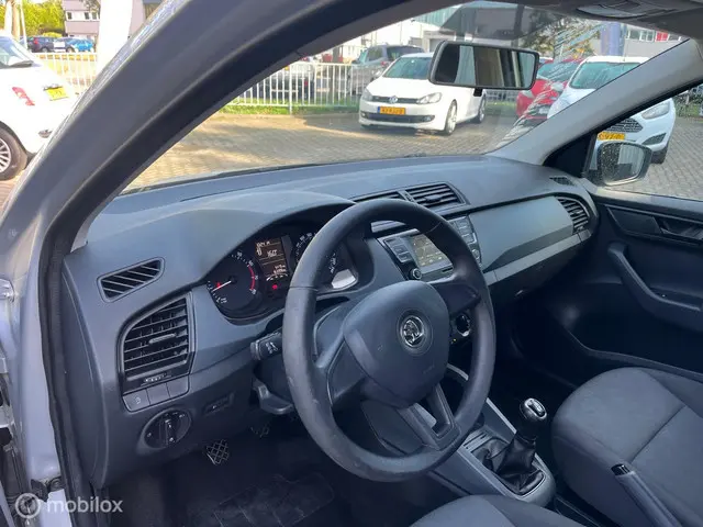 Škoda Fabia Combi 1.0 JOY 6/12 m garantie 2016 Benzine 10