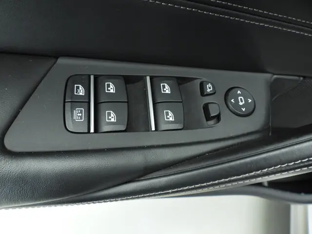 BMW 5 Serie Sedan 530e 2019 Hybride Benzine 23