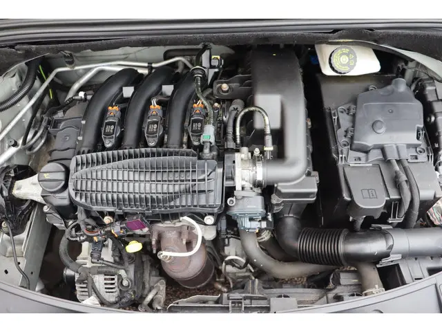 Citroën C3 1.0 PureTech Collection org.NL 2016 Benzine 19